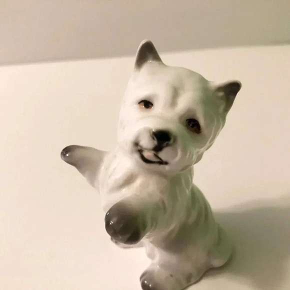Vintage Miniature Scottish Terrier Dog Puppy Dog Figurine Bone China Taiwan - Picture 6 of 9